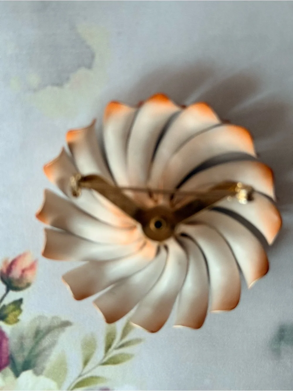 Floral Enamel Brooch.